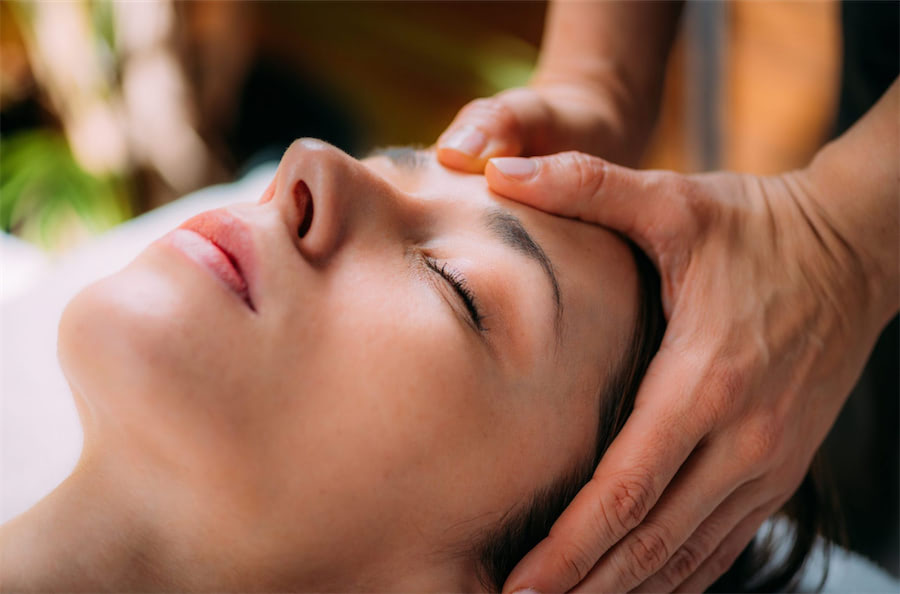 Praktische Anwendung der Craniosacraltherapie